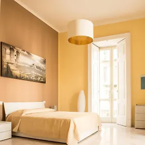 Maria Mari House Neapel